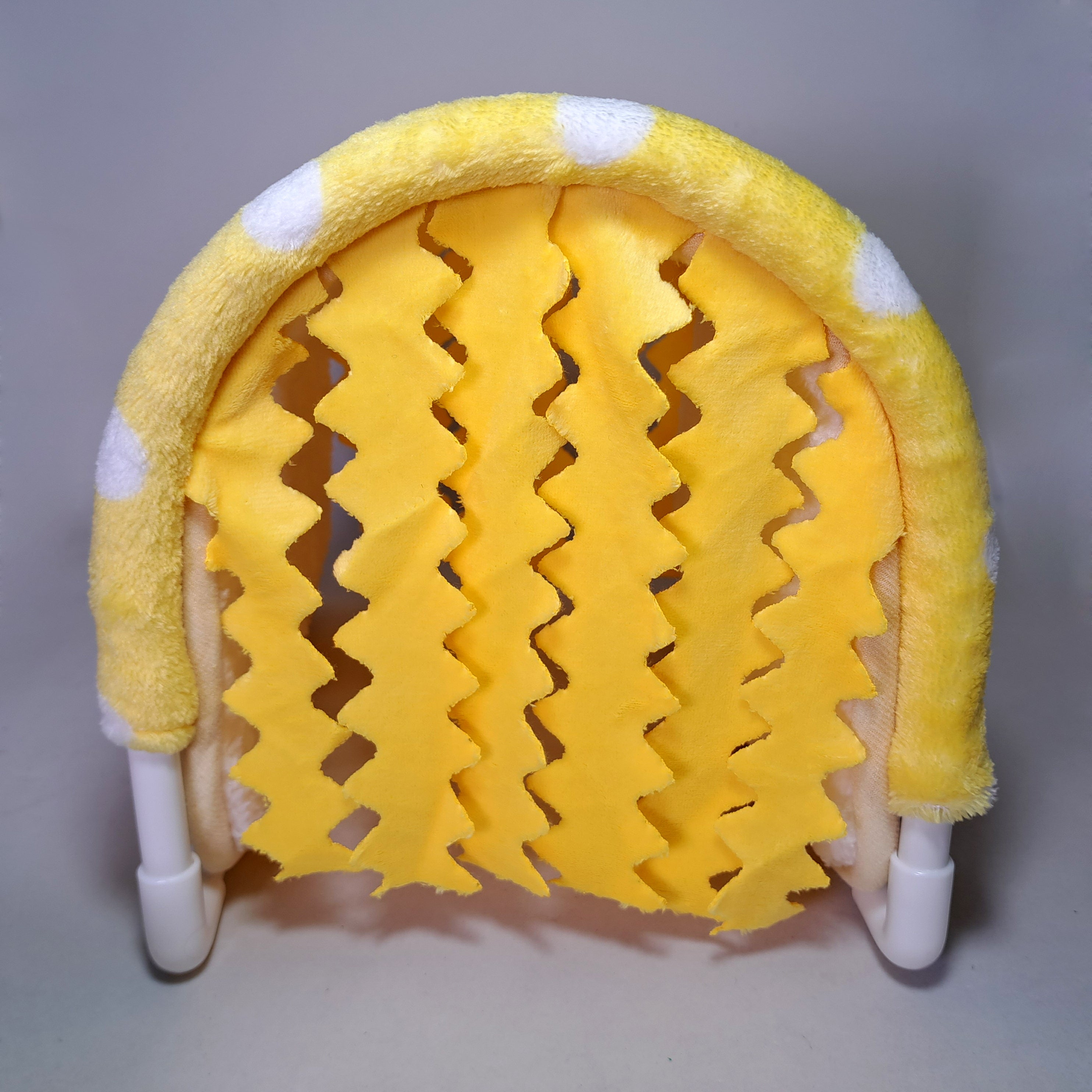 Tunel escondite de tela armable para cuyo amarillo