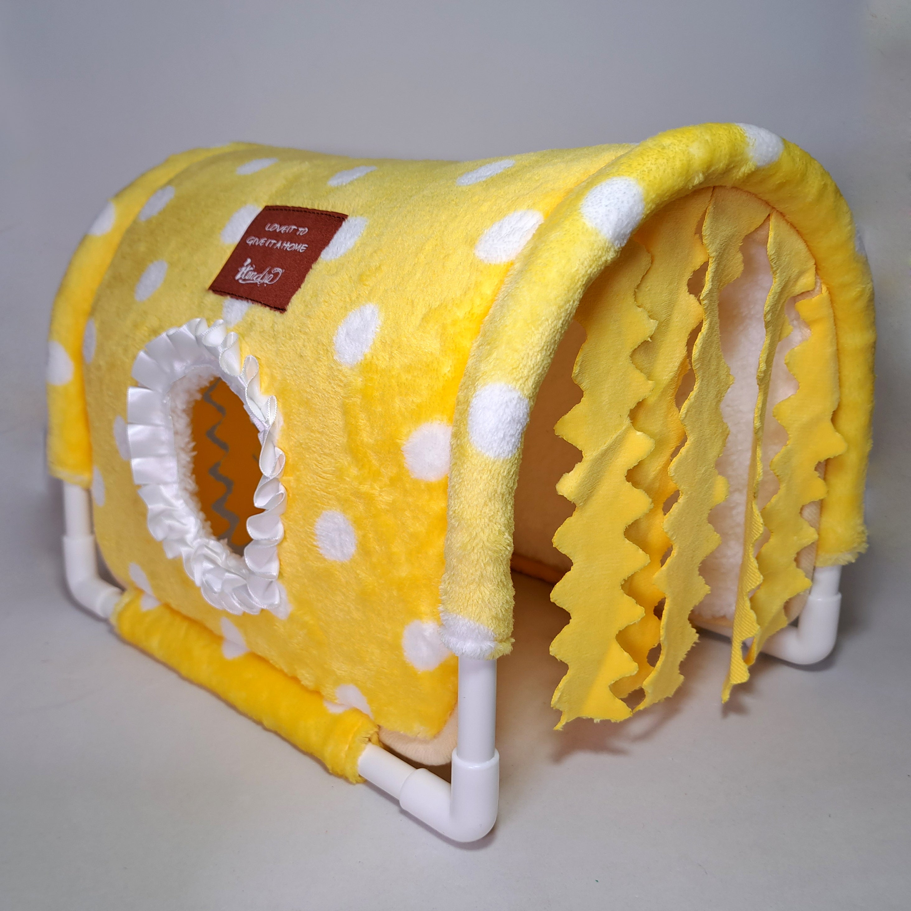 Tunel escondite de tela armable para cuyo amarillo