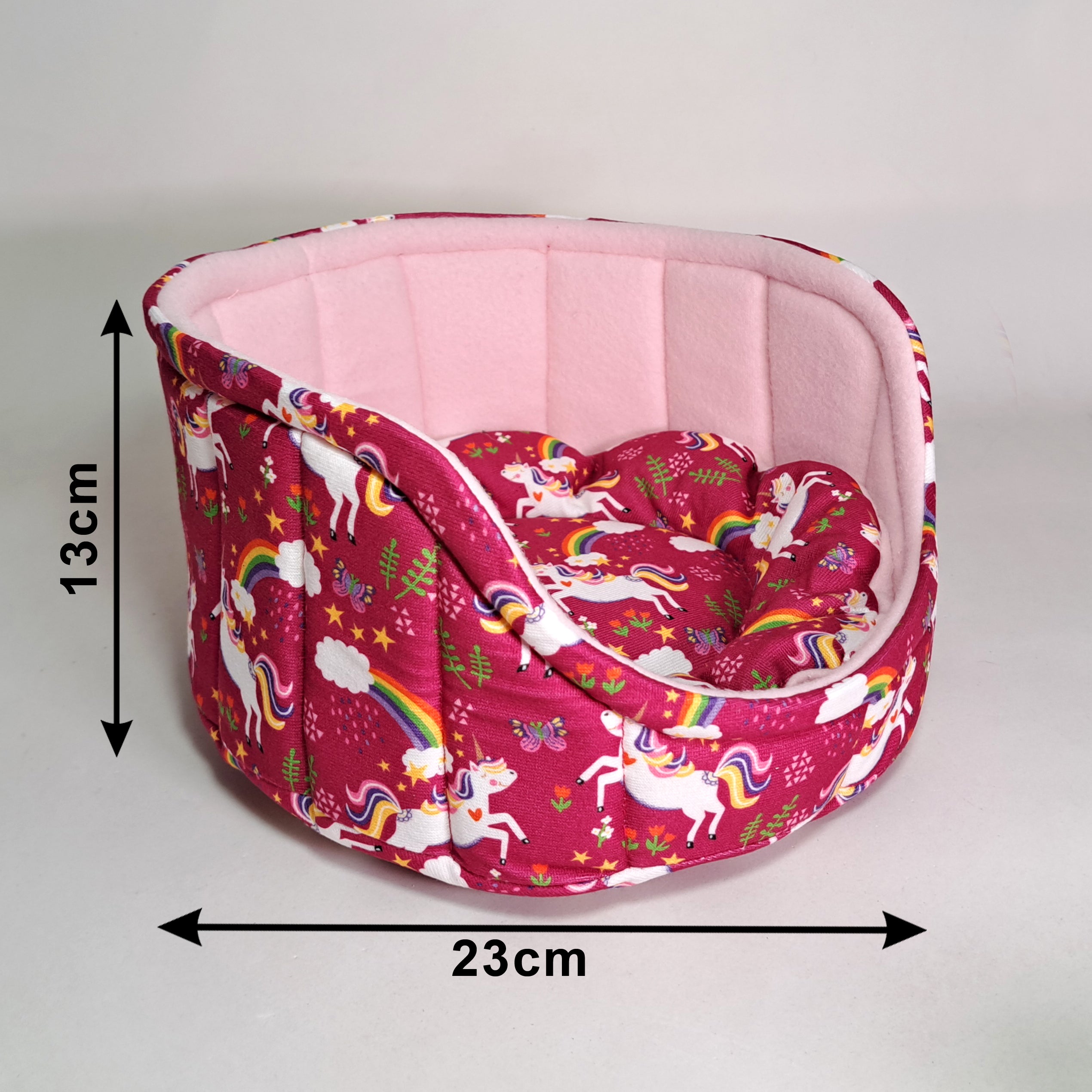 Cama con suave y acogedora para cuyo