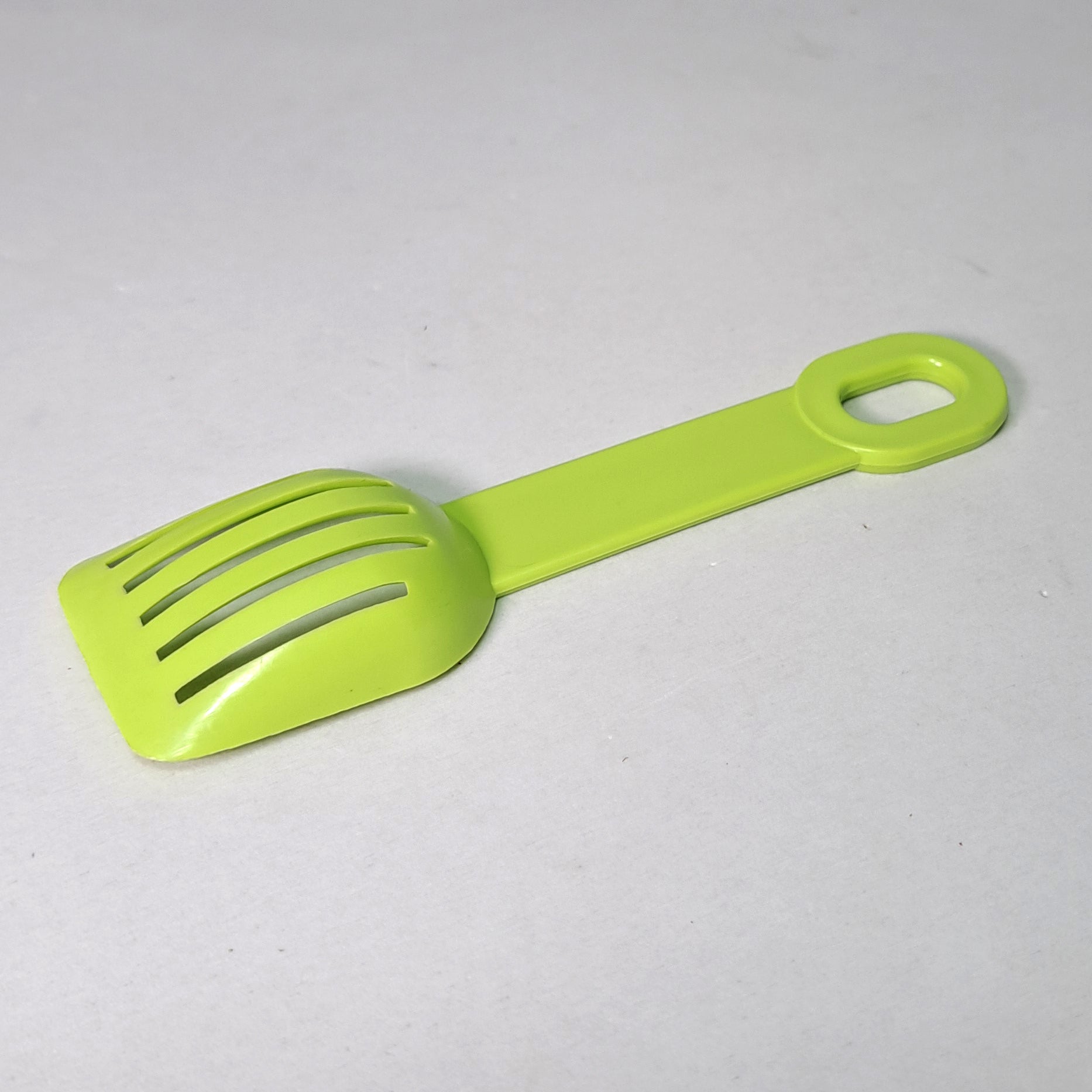 Palita Coladora para Arena De Baño Hamster