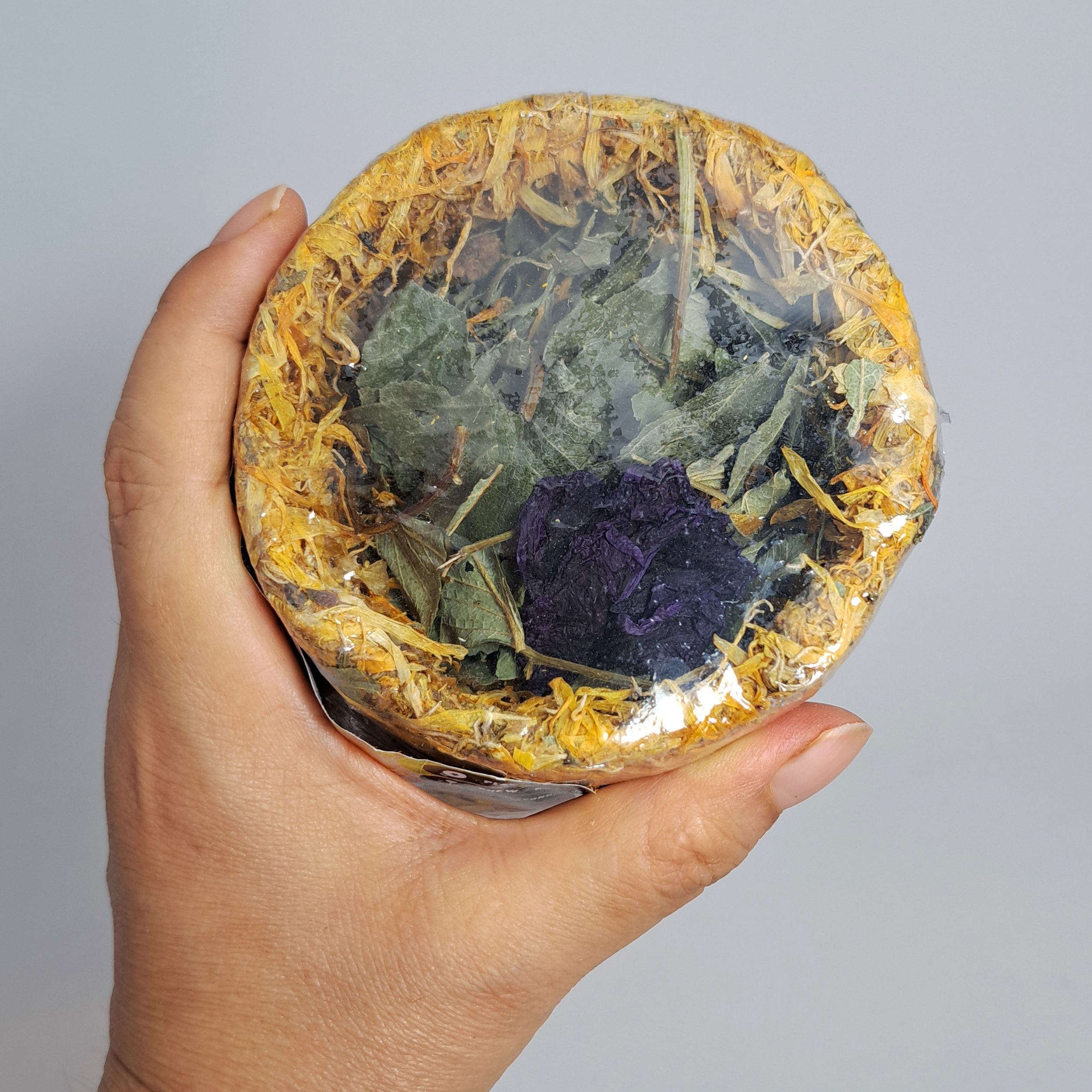 Túnel de calendula con hierbas y flor de malva cunipic
